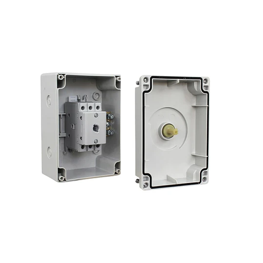 Seccionador NF2 en caja IP66 32A 3P AC23A 415V bloqueo candado CHINT