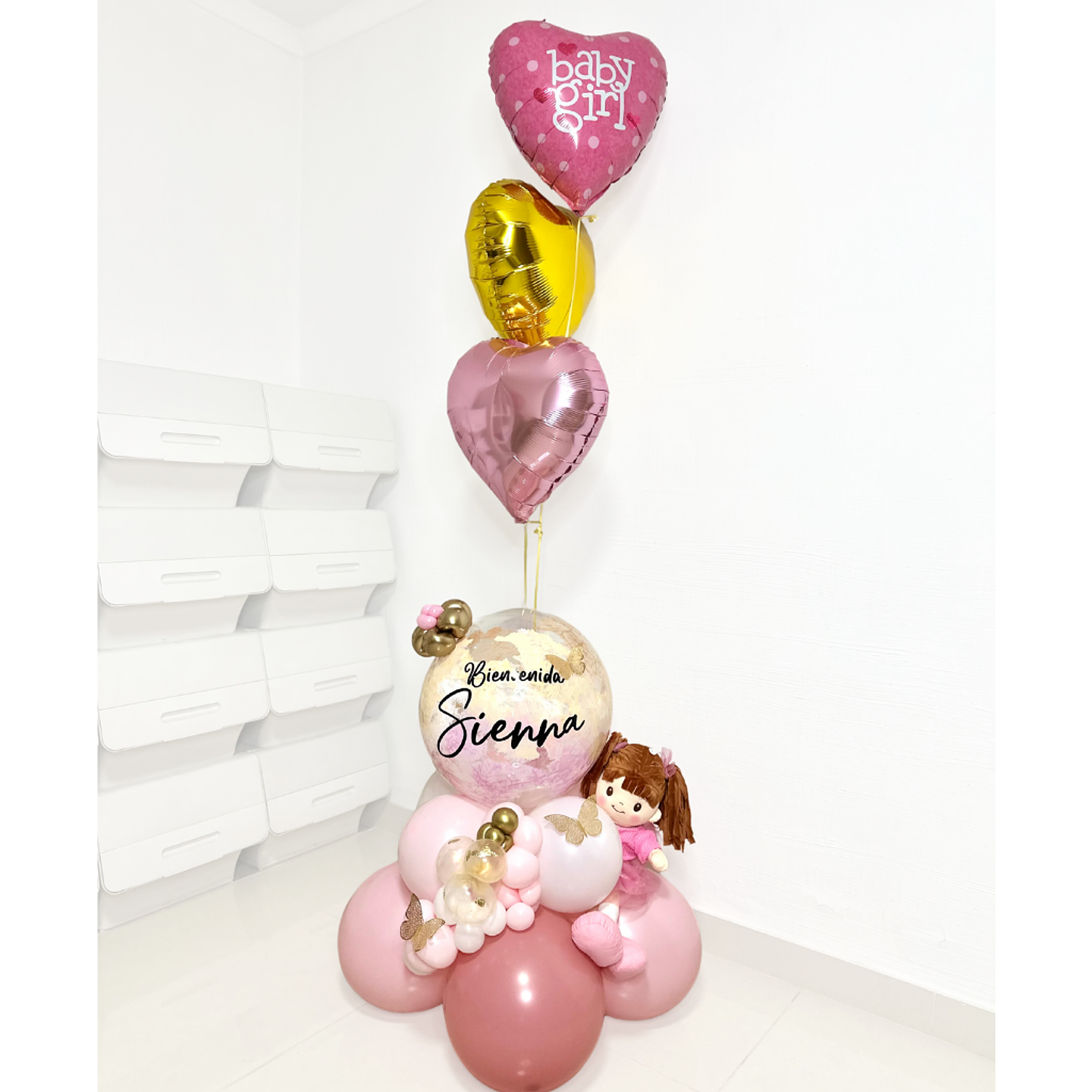 Bouquet Globos Bienvenida con Muñeca de Apego 1