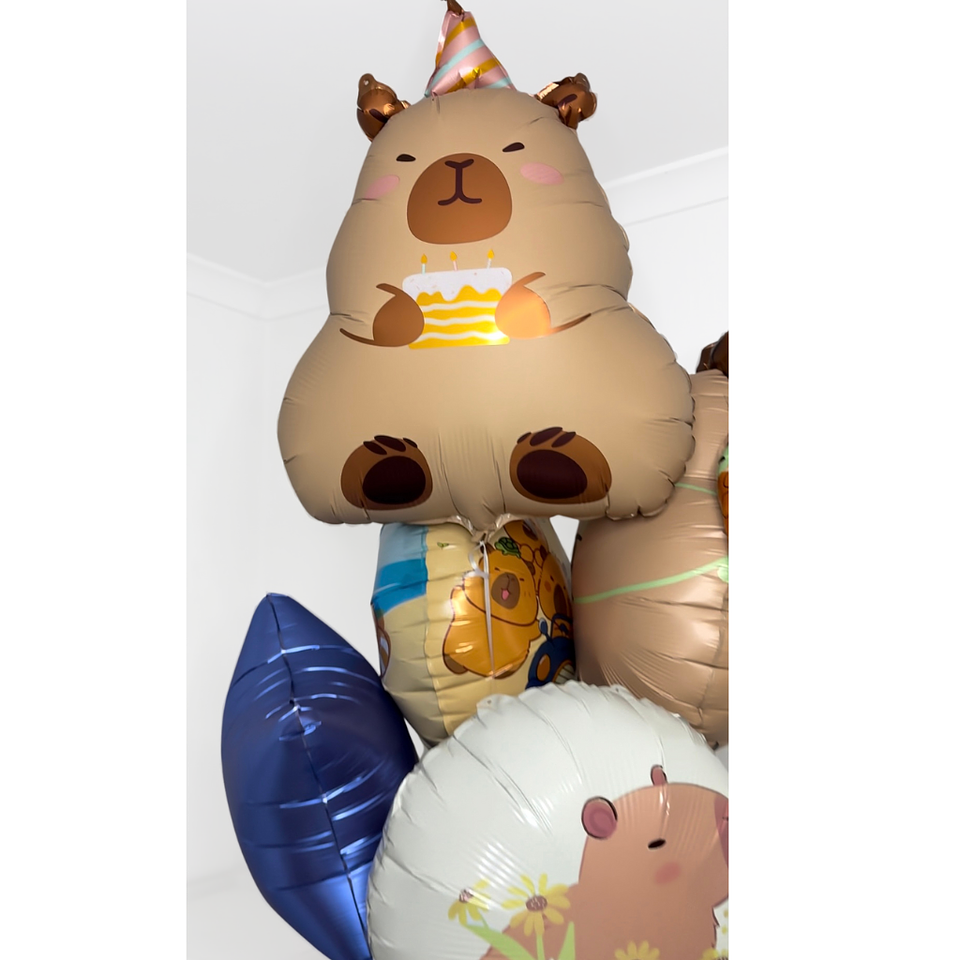 Racimo de Globos Capybara Cumpleaños 2
