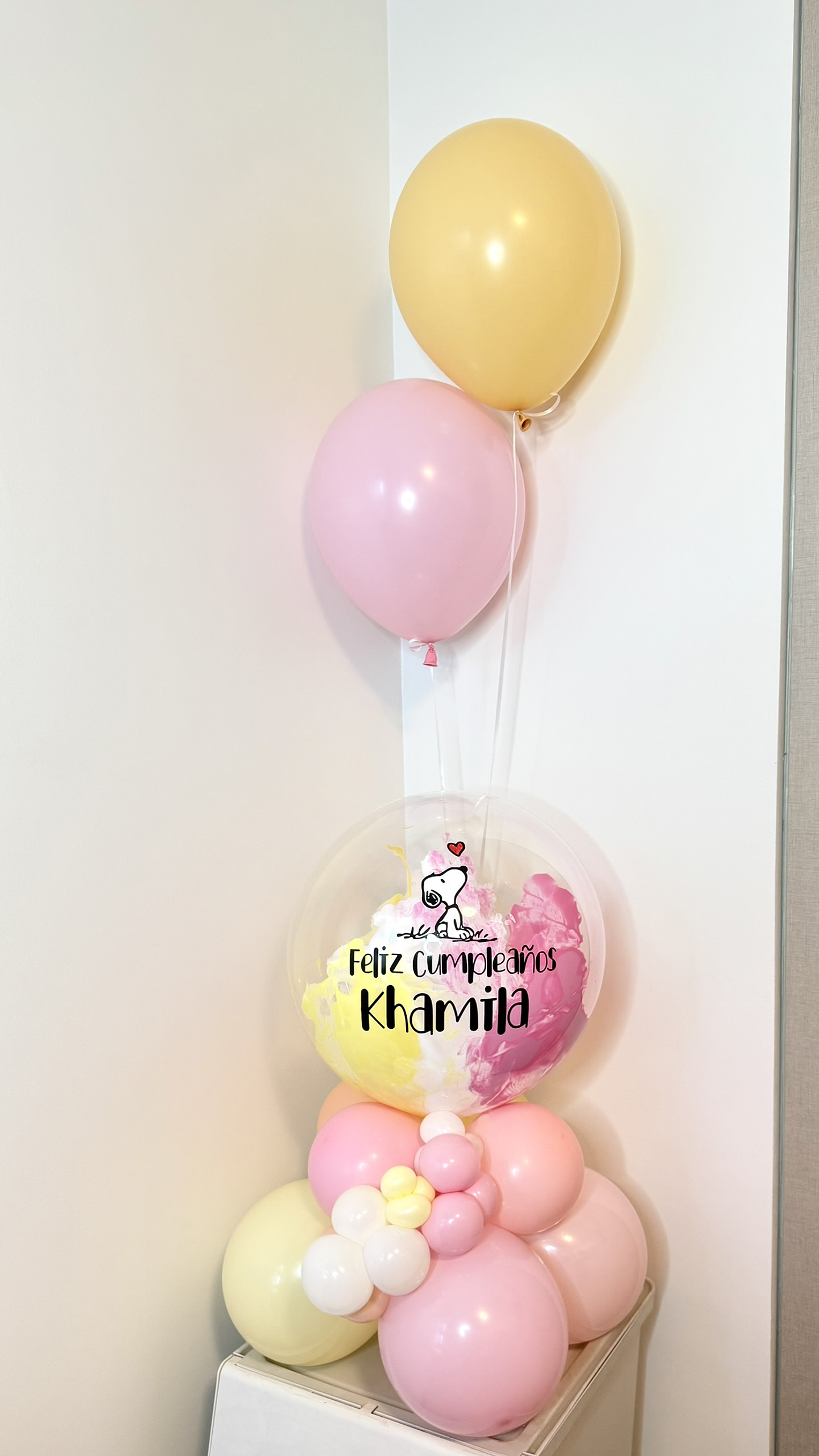 Bouquet de Mesa Personalizado con 2 globos helio 1