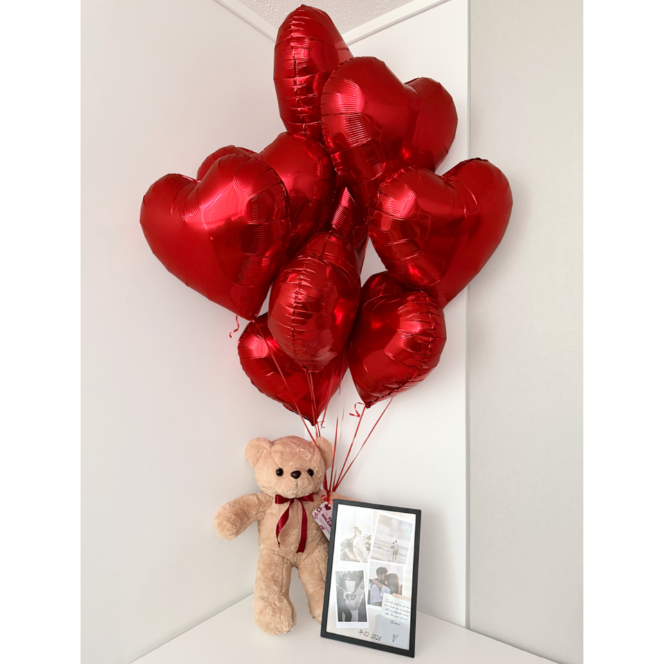 Oso Teddy Racimo Globos Corazón y Cuadro Personalizado 1