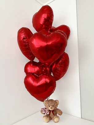 Oso Teddy con 10 Globos Corazón con Helio