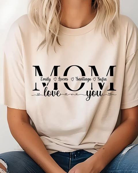 Polera Personalizada "MOM" con Nombres de Hijos | Día de las Madres