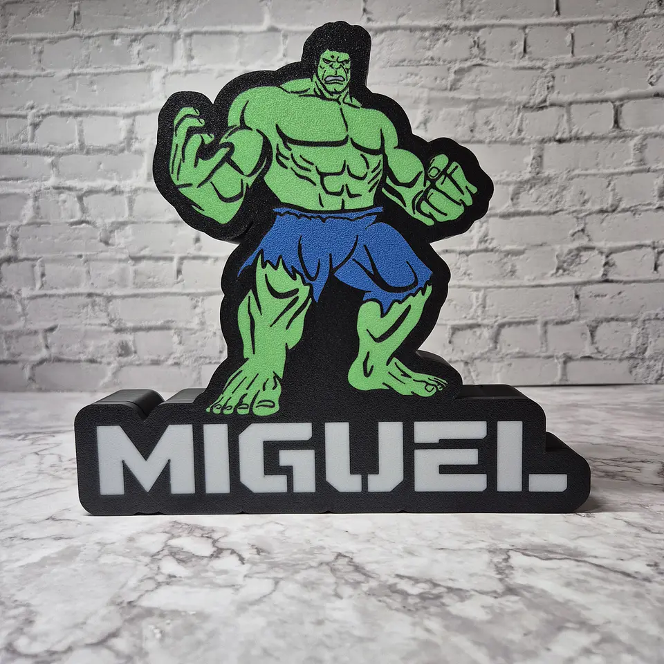 Candeeiro Temático - Hulk [Nome Personalizável] 2