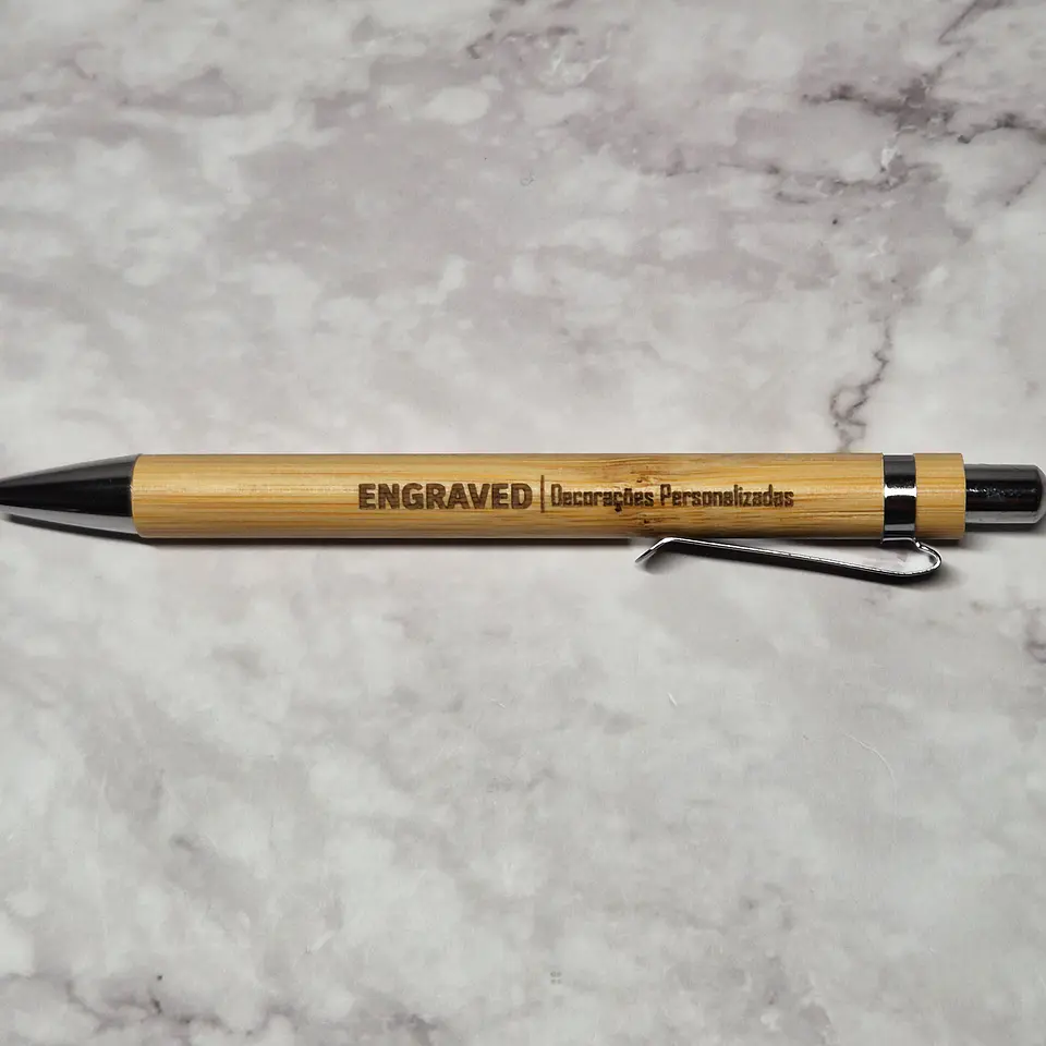 Bolígrafo de bambú personalizable 2