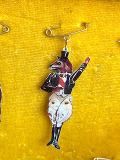 Muñecos articulados de lata