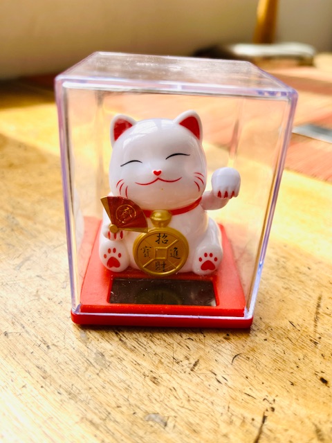 Maneki Neko gato de la fortuna