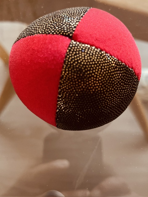 Beanbags 4 paneles Full Juggling Rojo/Negro con brillos.