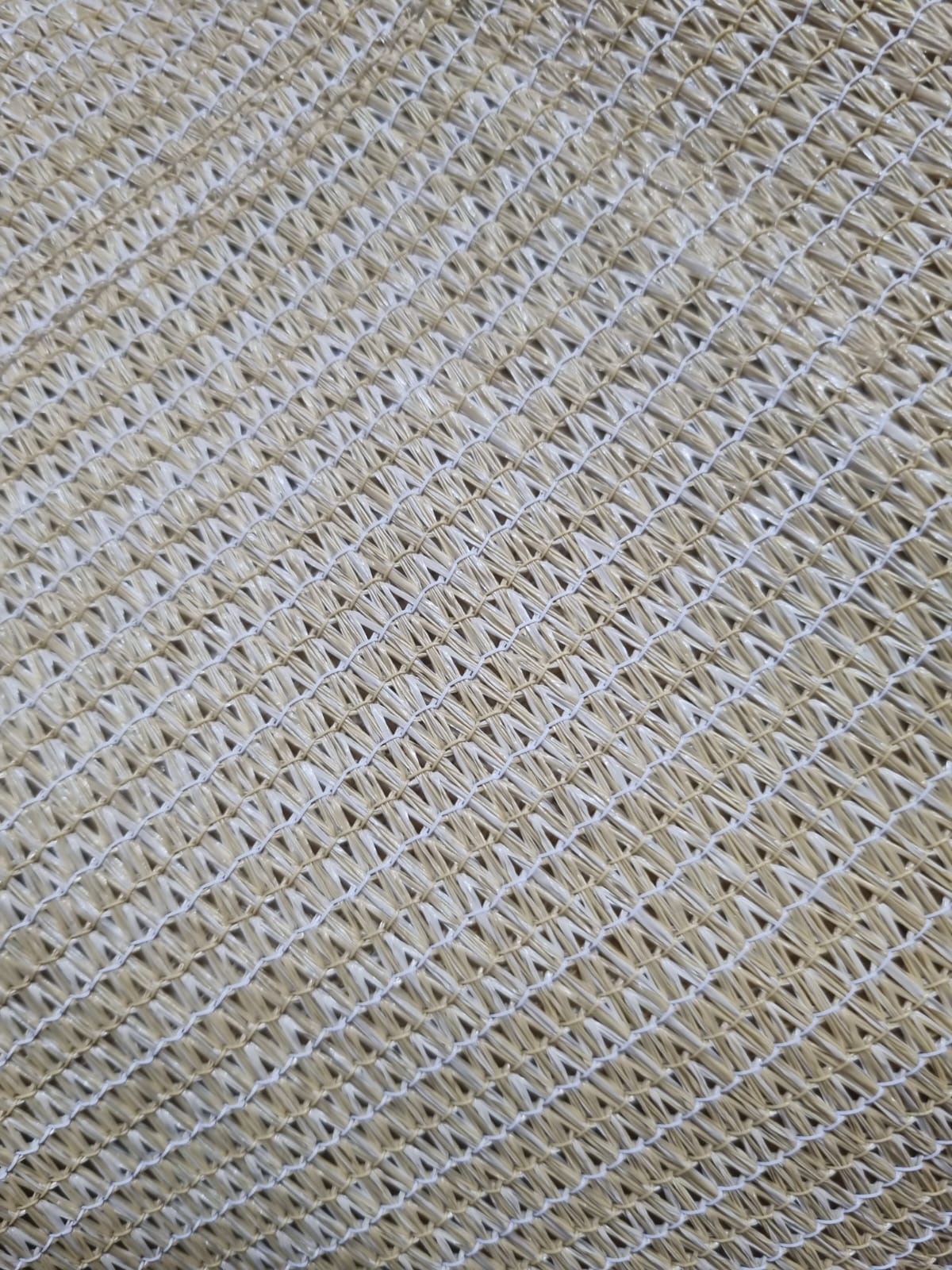 Monofilamento 1.80 x 2.25 mt 95% HDPE Beige Alta resistencia  2