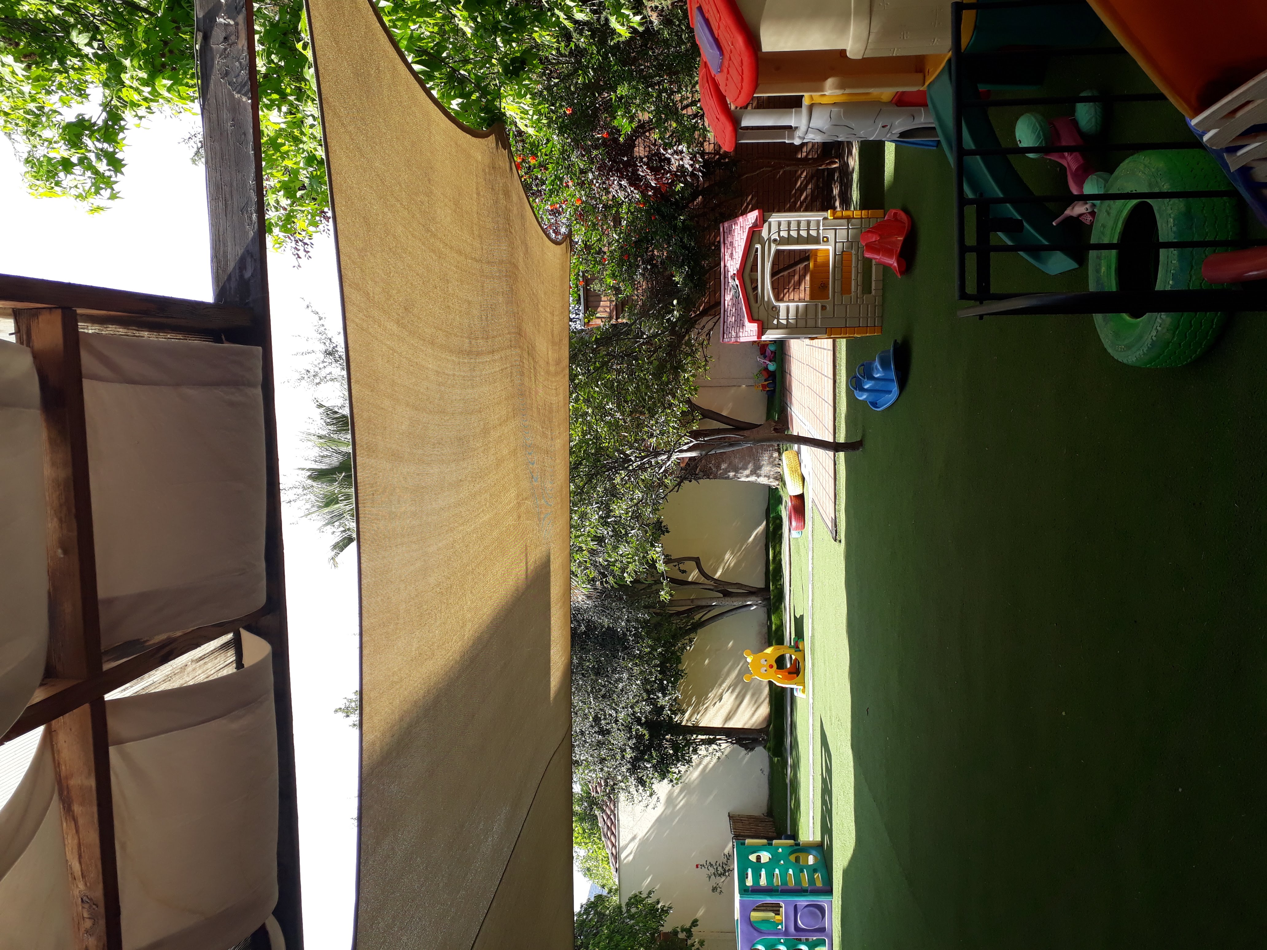 Vela 4 x 4.1 mt 90% HDPE Beige rectangular 2