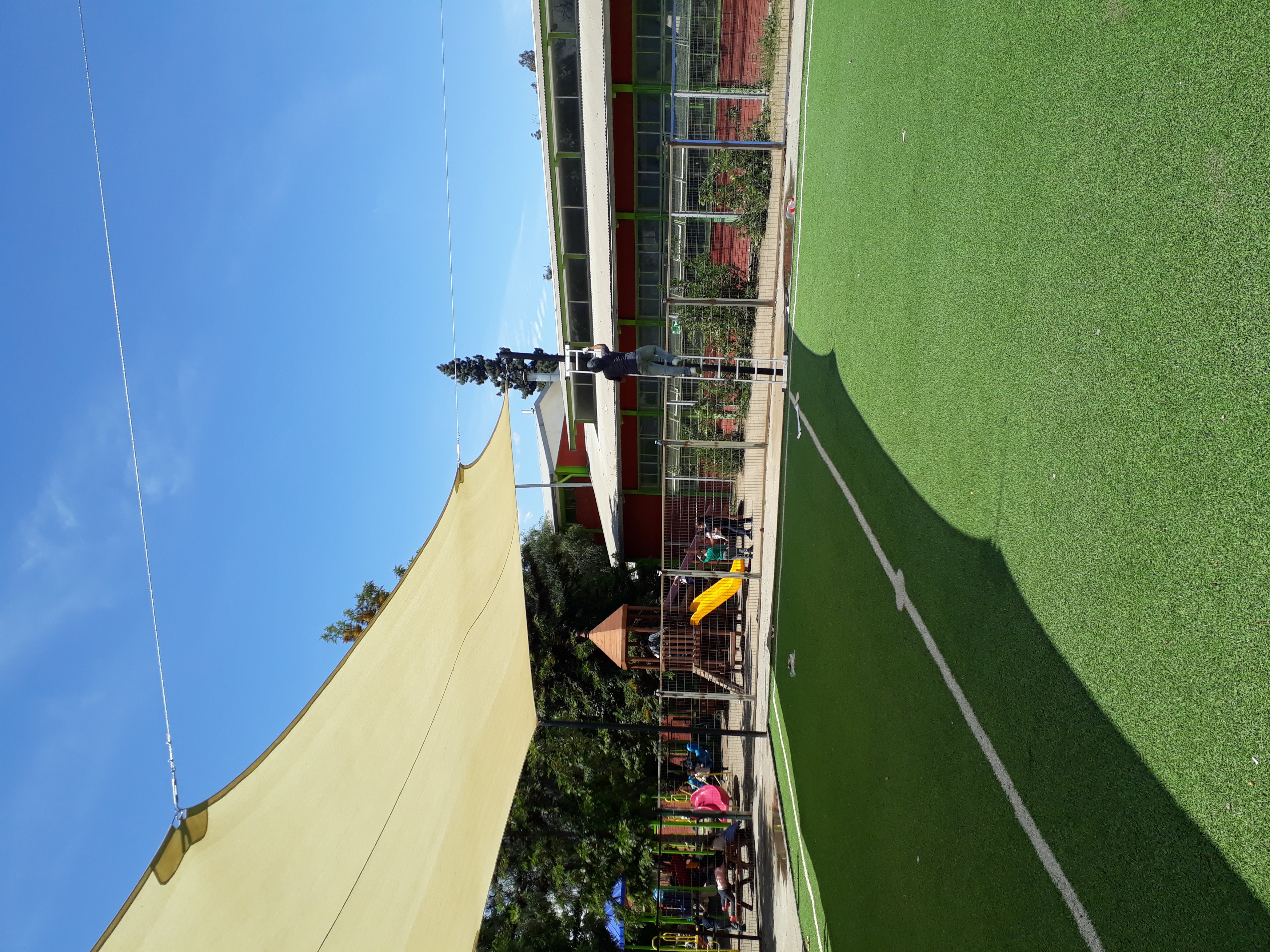 Vela 4x2 m 90% HDPE Beige Rectangular 1