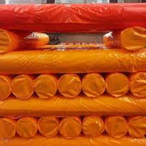 Rollo Tarpaulin naranjo 4 mt ancho x 50 mt largo (Consulte por stock)