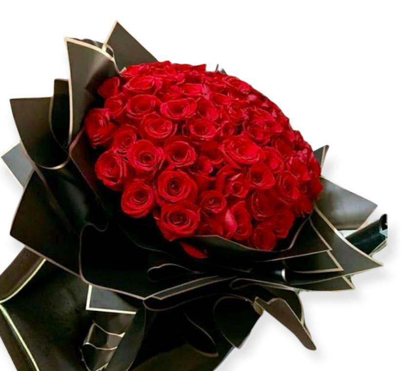 Ramo de 100 Rosas | Expresa tu Amor de Lujo