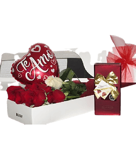 Caja de 7 rosas, bombones y globo metálico | Envía Amor y Ternura