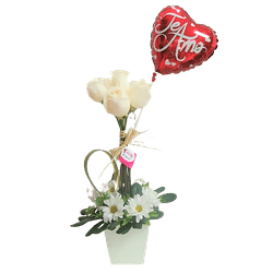 Arbolito de 6 Rosas más Globo Amor | Expresa Amor Verdadero