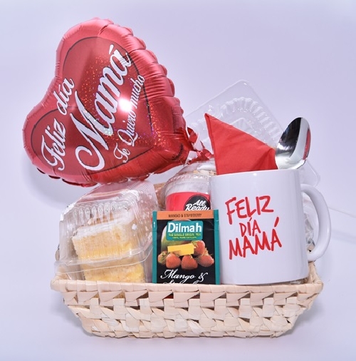 Desayuno/once Felicidades mamá.desa_dm_05