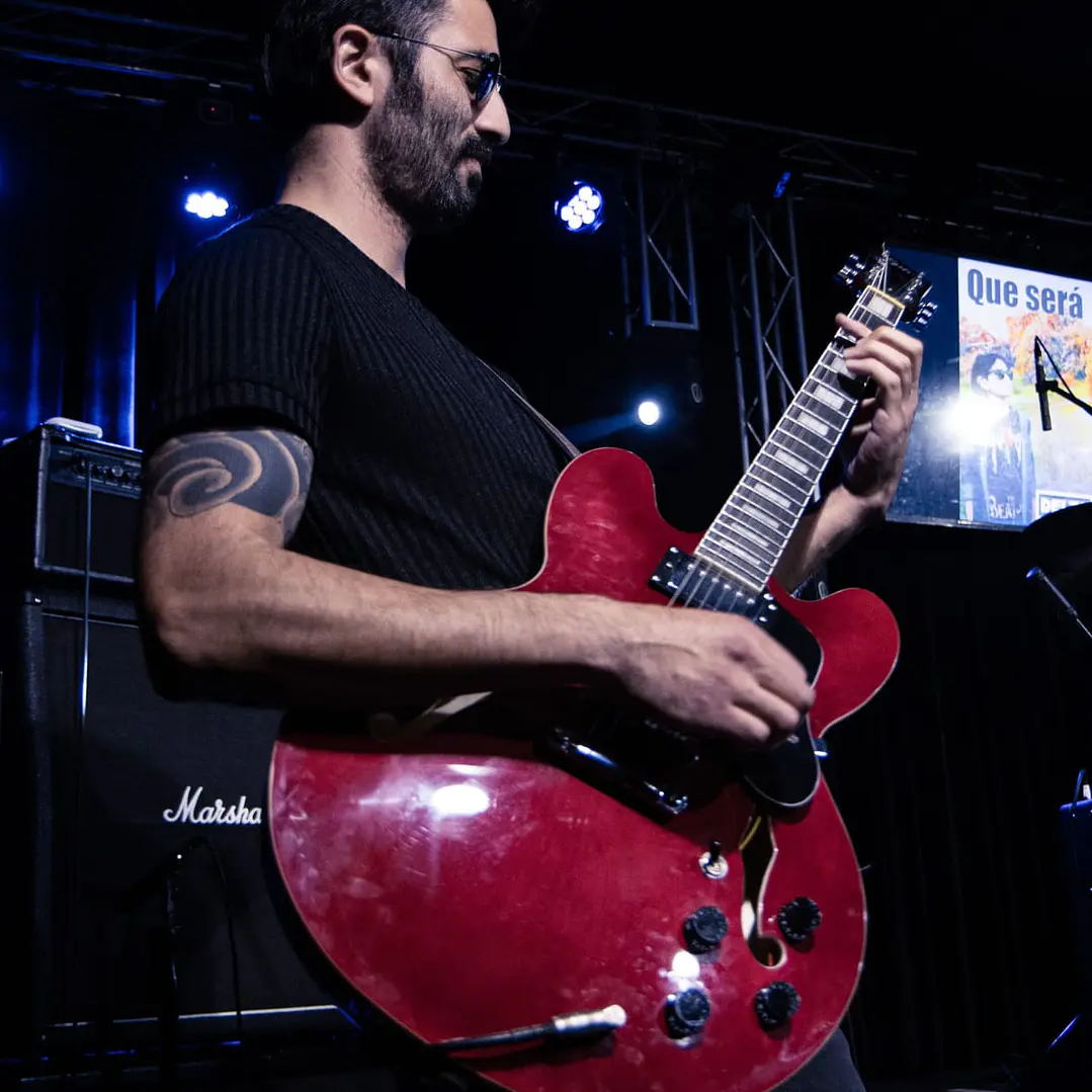 Guitarra Eléctrica Tipo 355 4
