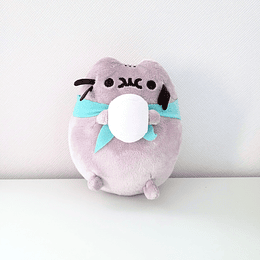 Peluche Pusheen con un Marshmallow