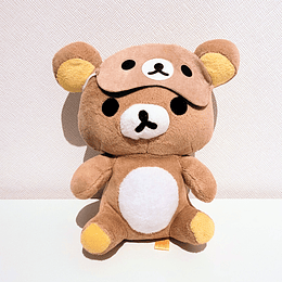 Peluche Rilakkuma con antifaz 