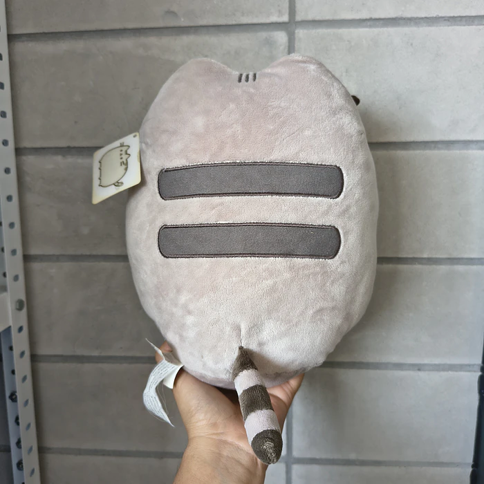 Peluche Pusheen con un helado  2