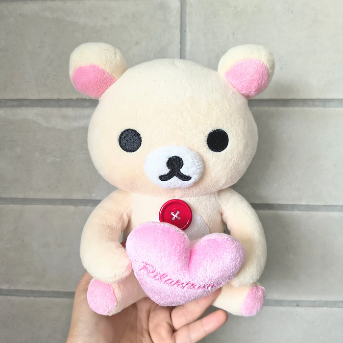 Peluche Korilakkuma con un corazón