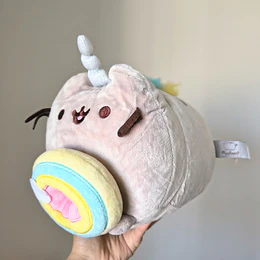 Peluche Pusheen Unicornio largo con una donut arcoiris