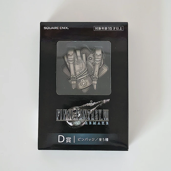 Pin metálico Final Fantasy VII Remake Tifa, Cloud, Sephiroth  2