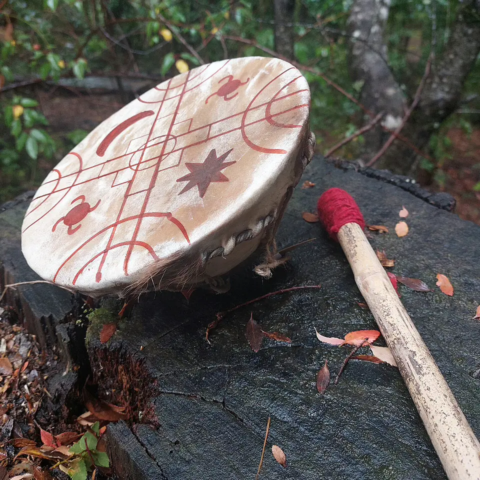 Tambor Kultrún Mapuche — Símbolo Ancestral de Conexión y Equilibrio 2