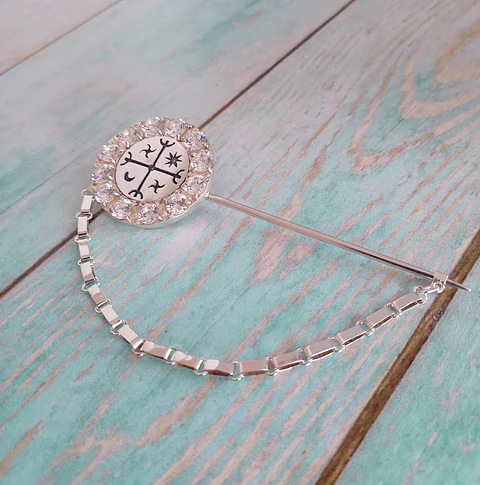 Tupu Mapuche Brooch with Zircons