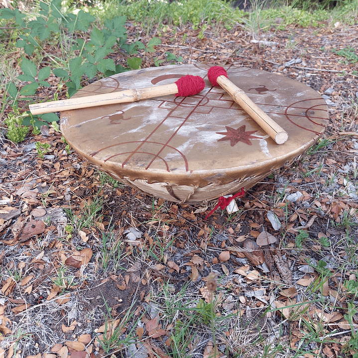 Tambor Kultrún Mapuche — Símbolo Ancestral de Conexión y Equilibrio 4