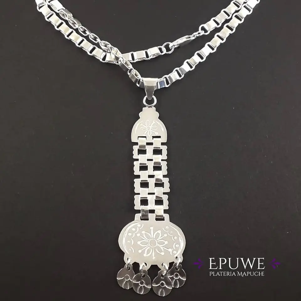 Collar Sikill Mapuche de cadena hecho en plata 950 2