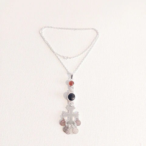 Collar Mapuche con piedra Citrino y Onix hecho a mano en plata 950