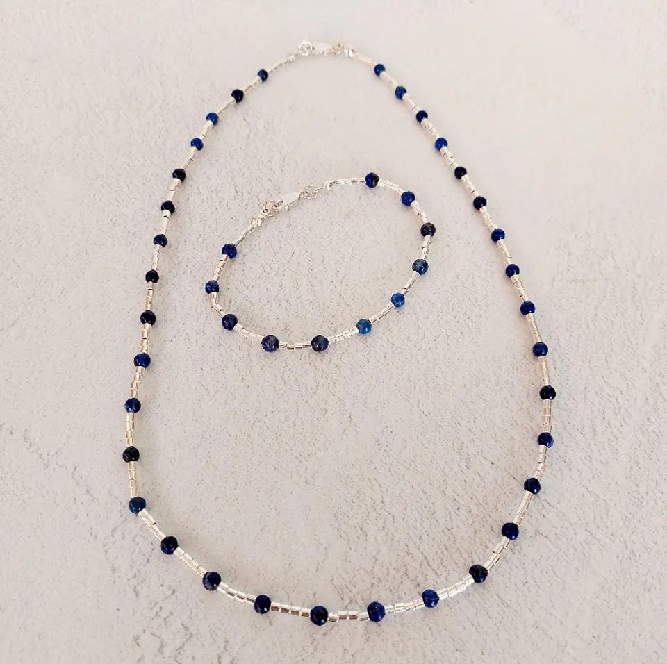 Conjunto Collar y pulsera de Mostacillas redondas de plata 950 y Lapislázuli 1