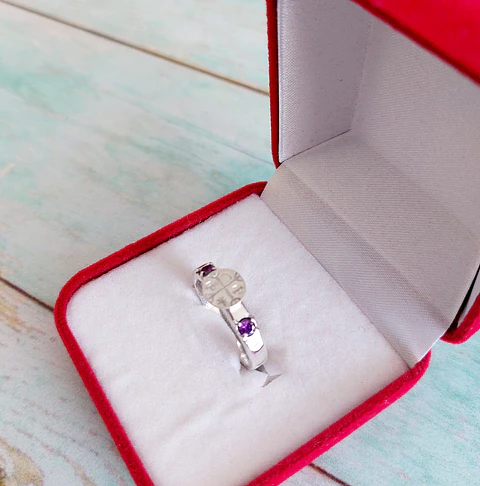 Kultrún and Amethyst Zircon Ring
