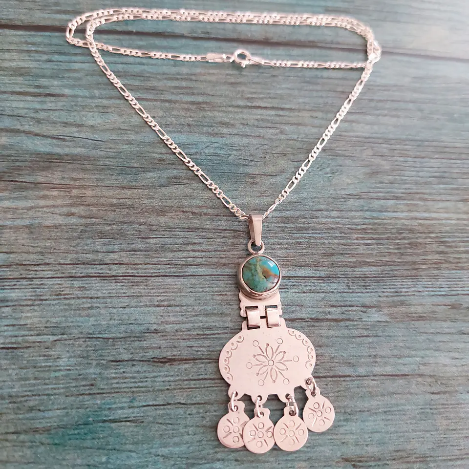 Collar Mapuche con Piedra Turquesa hecho a mano en plata 950 1
