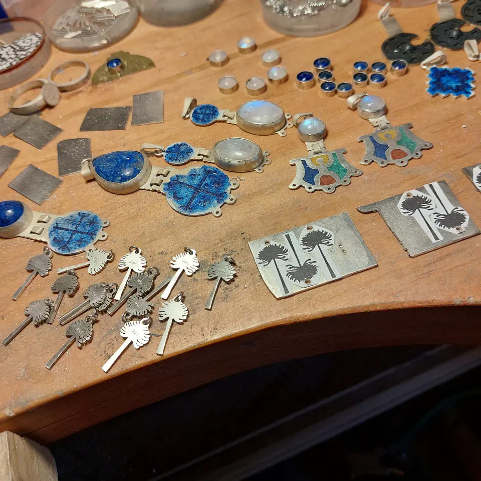 Aros Mapuche Araucaria, hechos a mano en plata 950 2