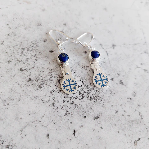 Pendientes Kultrún y Piedra Lapislázuli