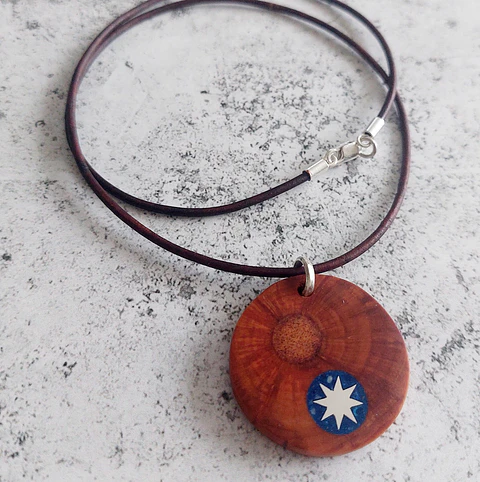 Collar de Picoyo Araucaria Milenaria y plata 950, diseño Lucero de la mañana,