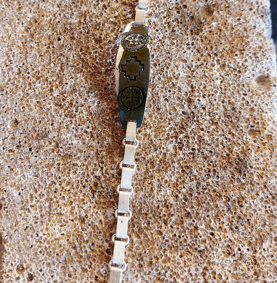 Pulsera Mapuche con  Chakana y Kultrún 6