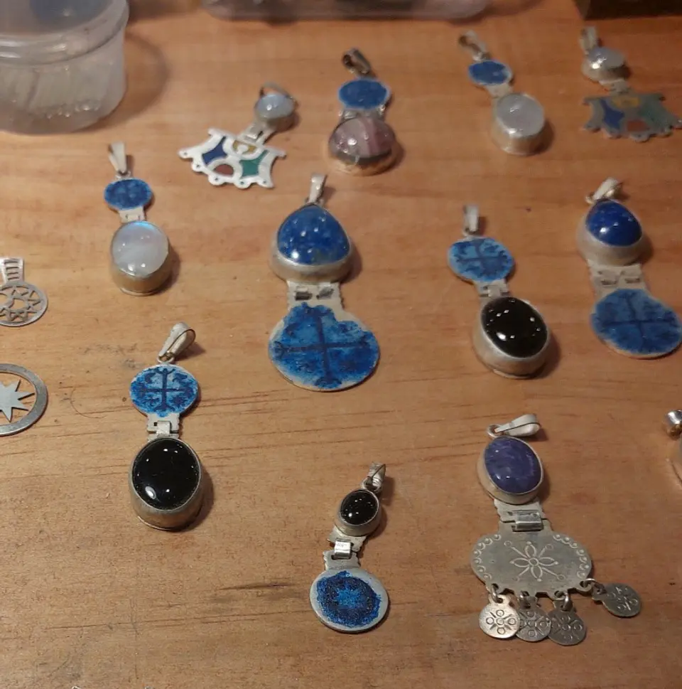 Collar  Lucero de la Mañana hecho en Plata 950 y piedra Ónix 2