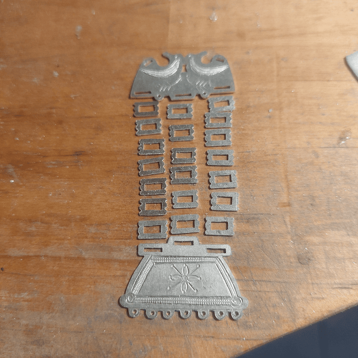 Sikill Trapelakucha Mapuche en Plata 950 – Hecho a Mano con Cadena Tradicional 4