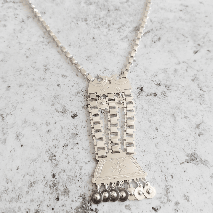 Sikill Trapelakucha Mapuche en Plata 950 – Hecho a Mano con Cadena Tradicional 2