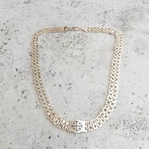 Collar Mapuche diseño Kultrún en Plata 950 Hecho a Mano