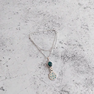 Collar Mapuche Kultrún en Plata 950 con Malaquita Natural