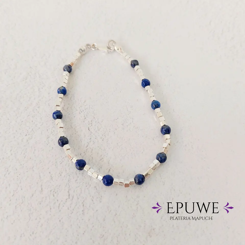 Pulsera Mapuche de Mostacillas Cuadradas con Lapislázuli  1