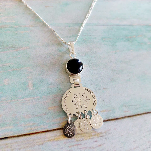 Collar Mapuche con Piedra Onix
