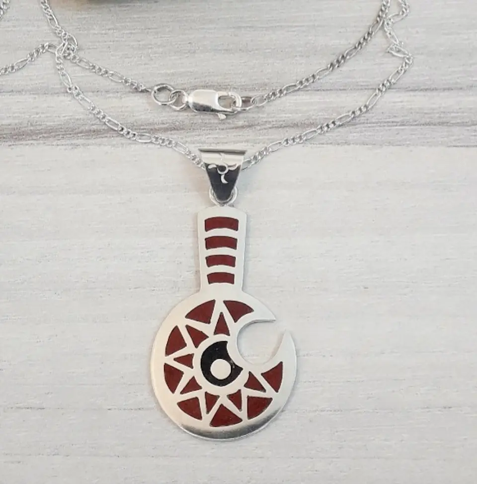 Collar Mapuche Toki Kura con Jaspe Rojo y Piedra Volcánica 1