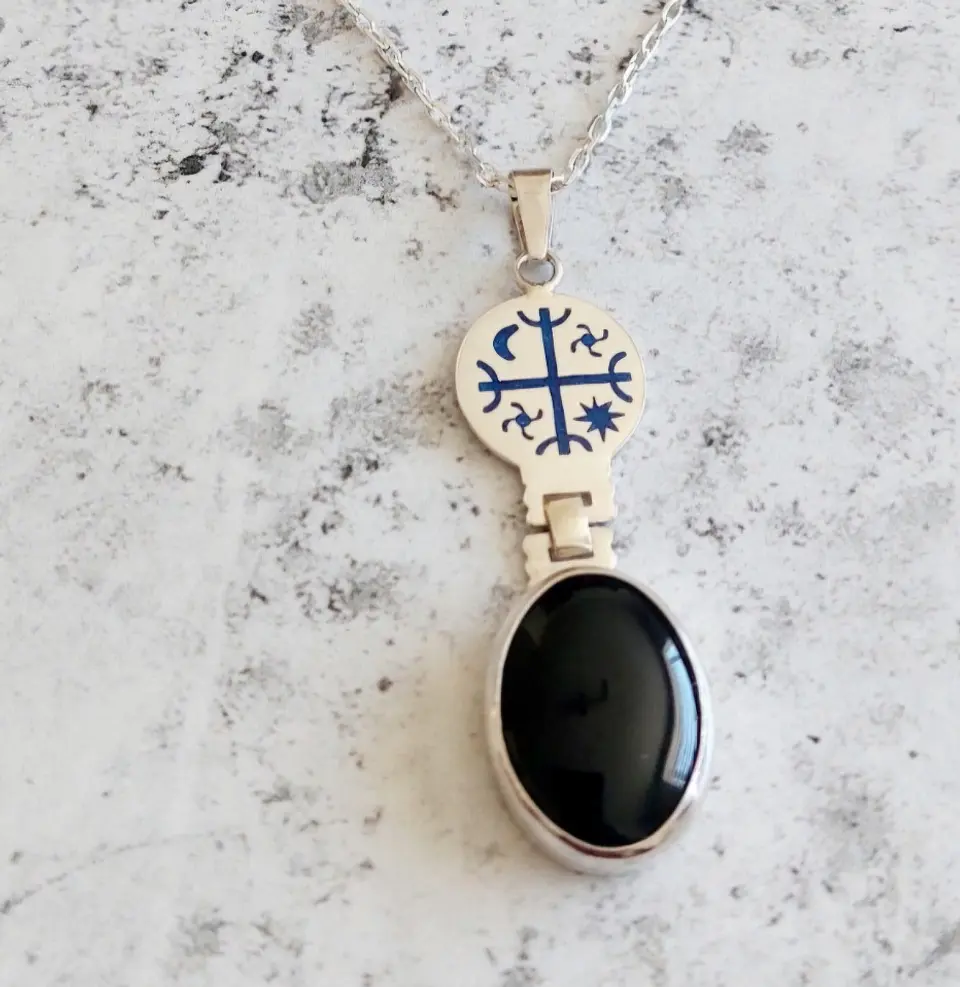 Collar Mapuche Kultrún con Obsidiana 1