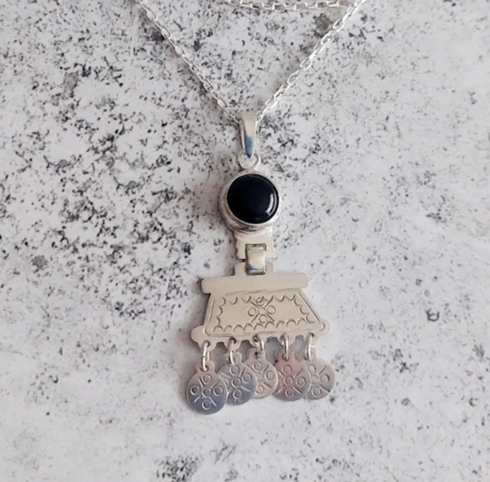 Collar Mapuche con Piedra Onix 2
