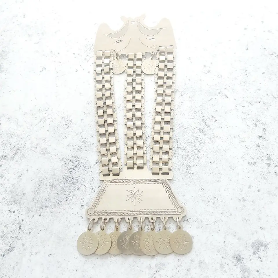 Prendedor Mapuche Trapelakucha Keltatuwe en Metal Alpaca 2